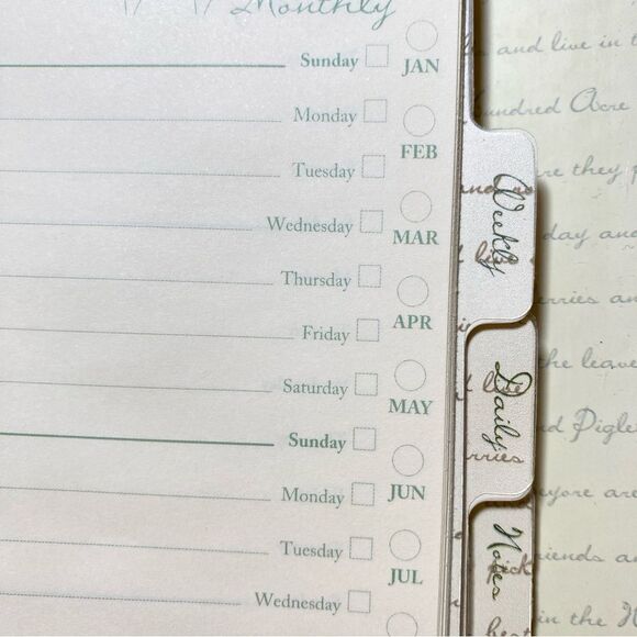 Winnie the Pooh 6-ring Daytimer Daily Weekly Monthly Project Notes Addresses NEW - Picture 7 of 9